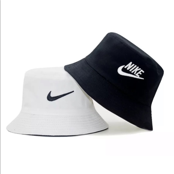 nike black and white bucket hat